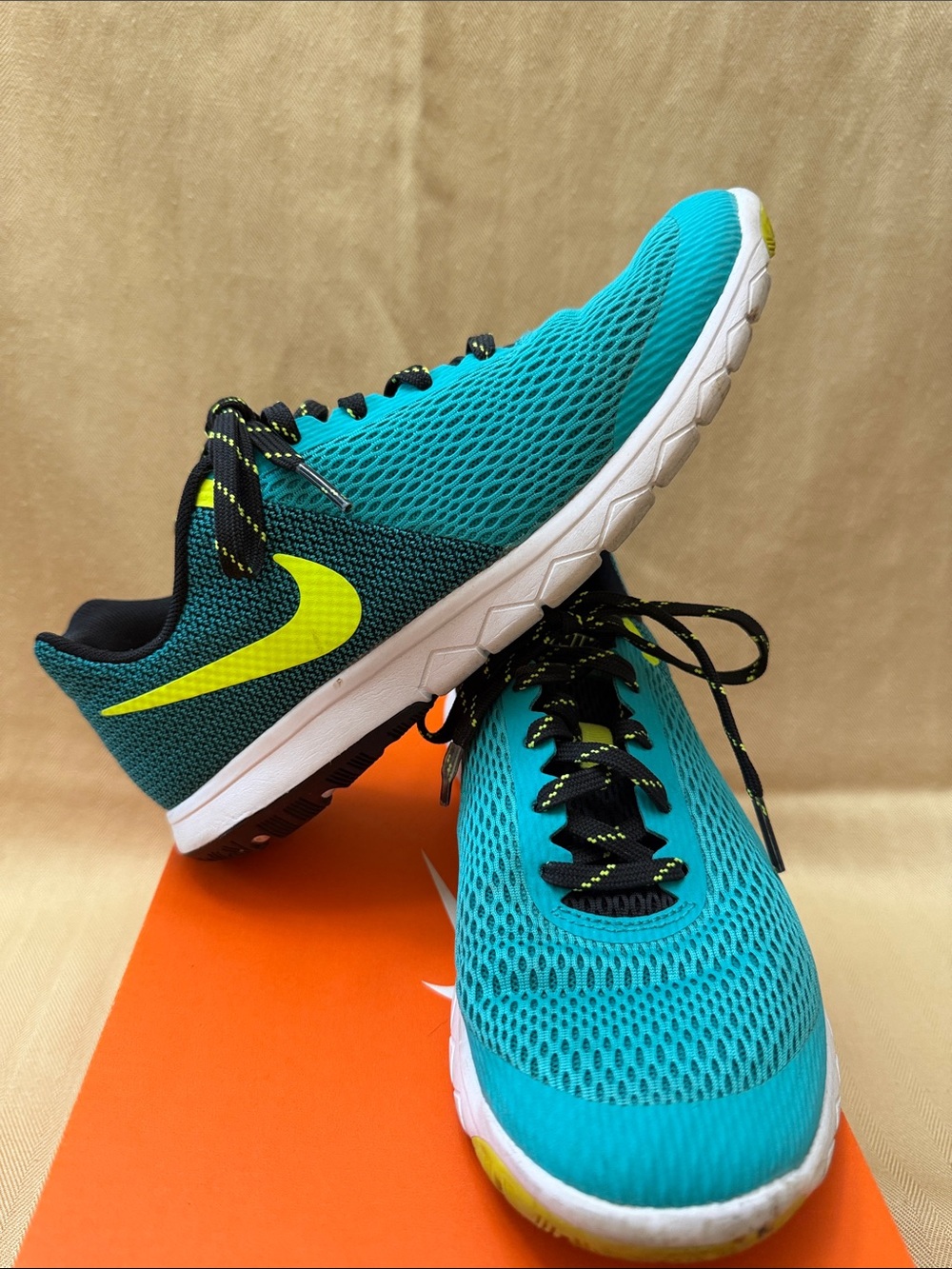 Nike Flex Experience RN 5 Size 7.5
